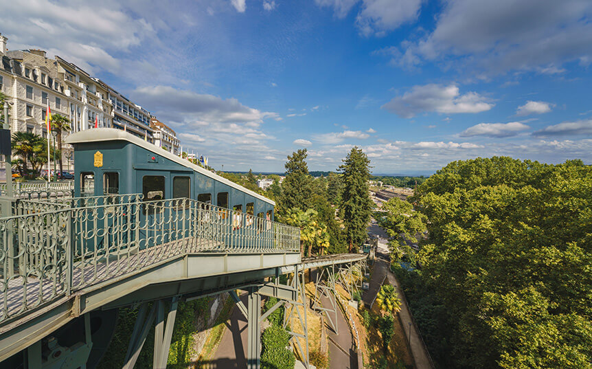 Tourisme dans les Hautes-Pyrénées : funiculaire de Pau